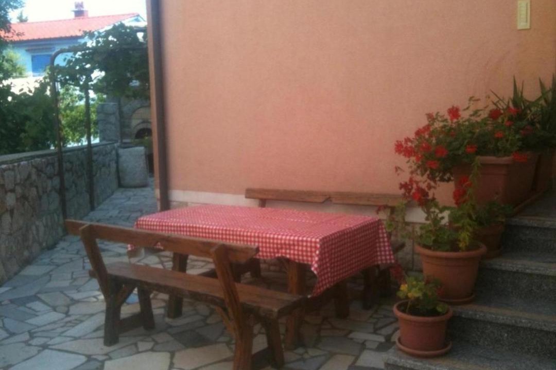 Photo of Others in Cres