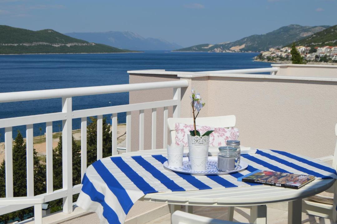 Photo of Others in Neum