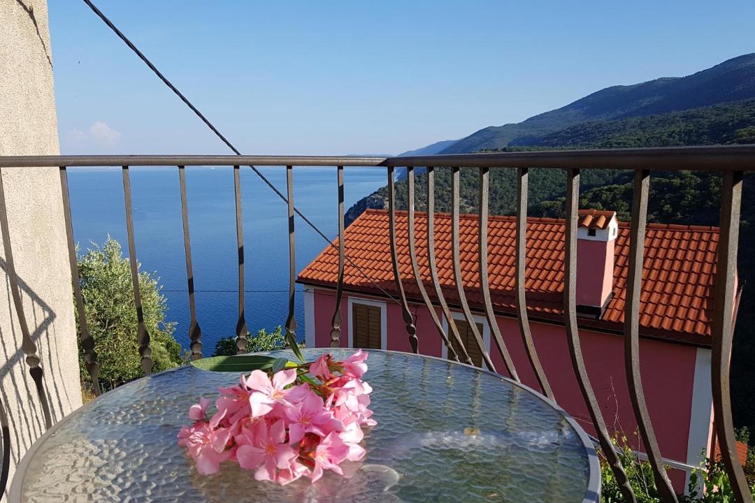 Photo of Patio Balcony in Beli