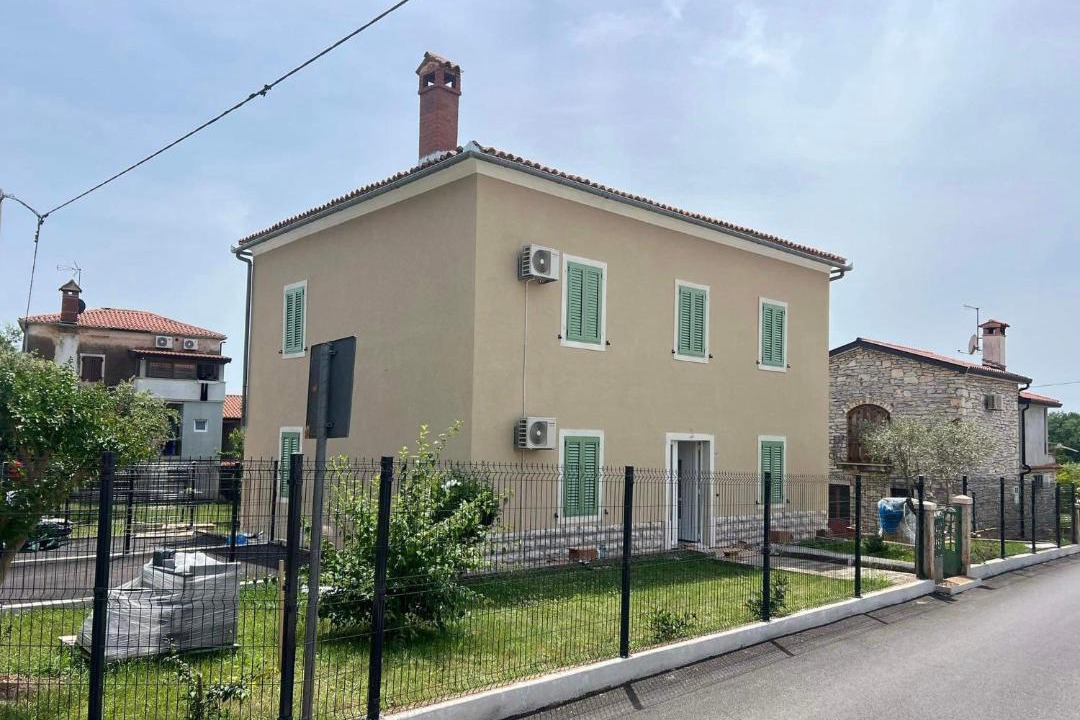 Photo of Others in Fiorini