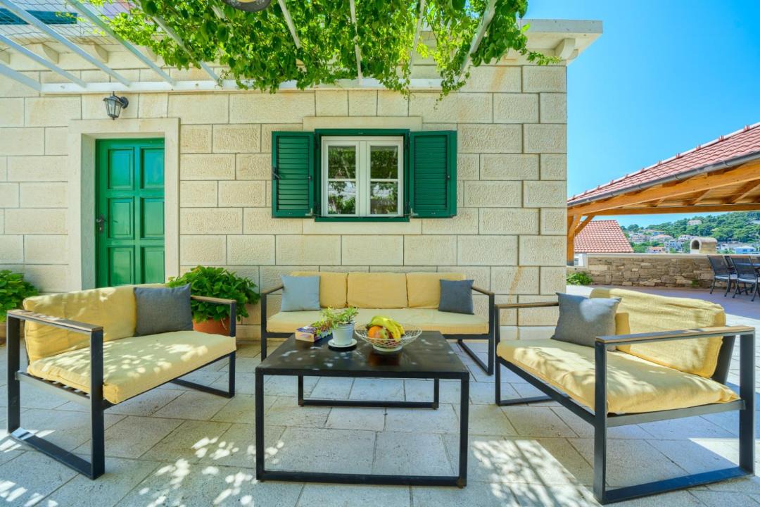 Photo of Patio Balcony in Sumartin