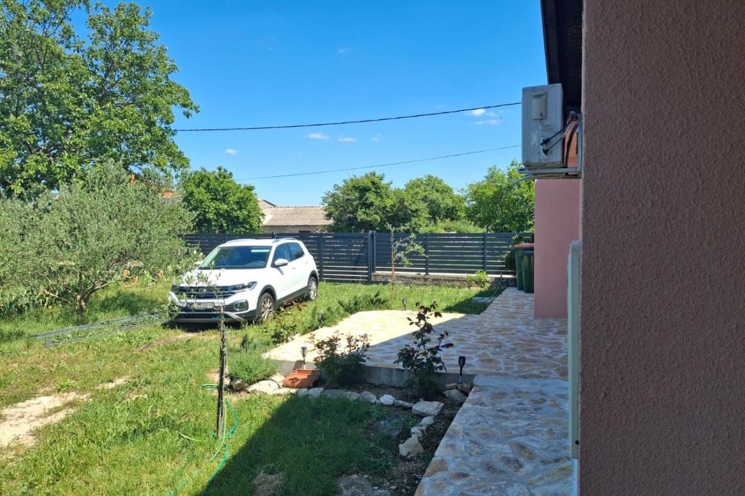 Photo of Others in Benkovac