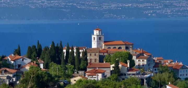Photo of Buildings in Mosenice