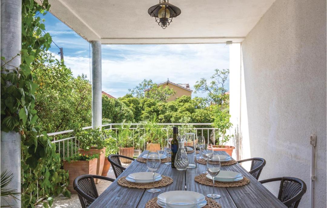 Photo of Patio Balcony in Bidol
