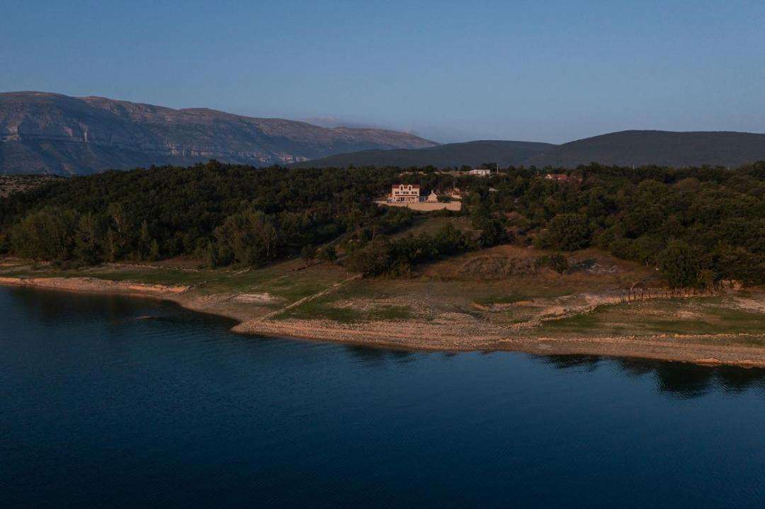 Photo of Others in Garjak