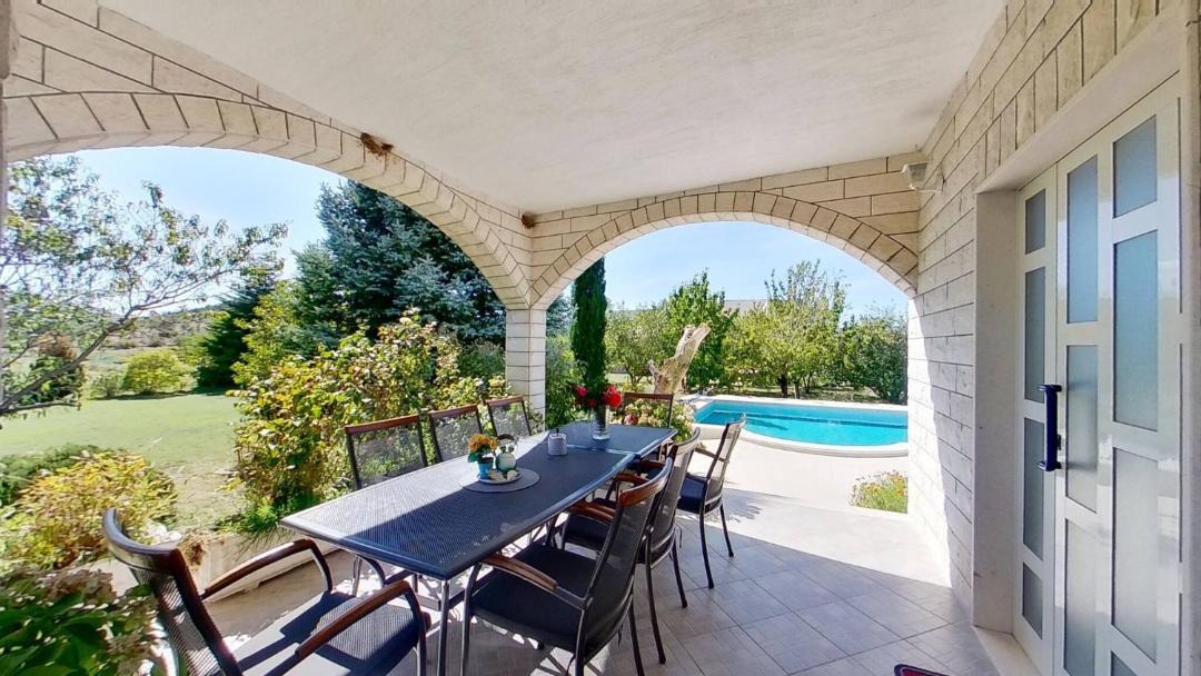 Photo of Patio Balcony in Neoric