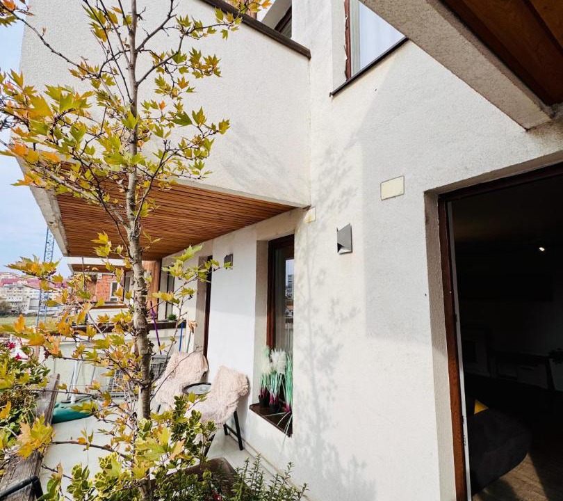 Photo of Patio Balcony in Selimbar