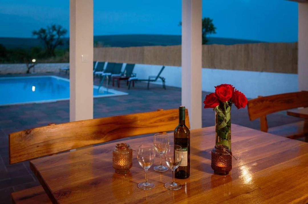 Photo of Patio Balcony in Oklaj