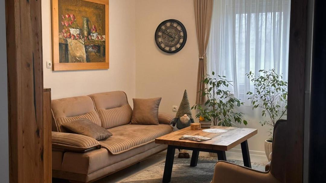 Photo of Livingroom in Caglin