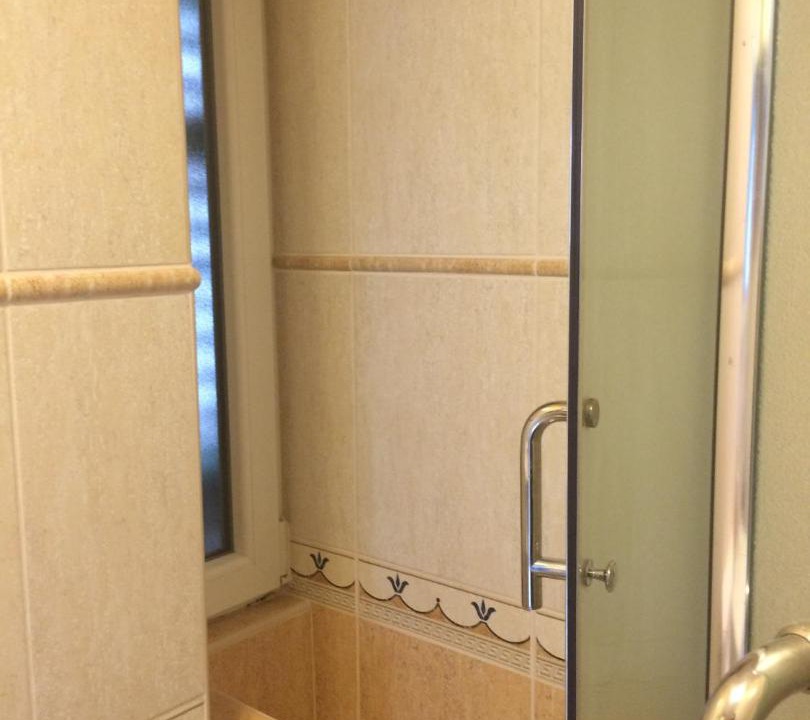 Photo of Bathroom in Grad