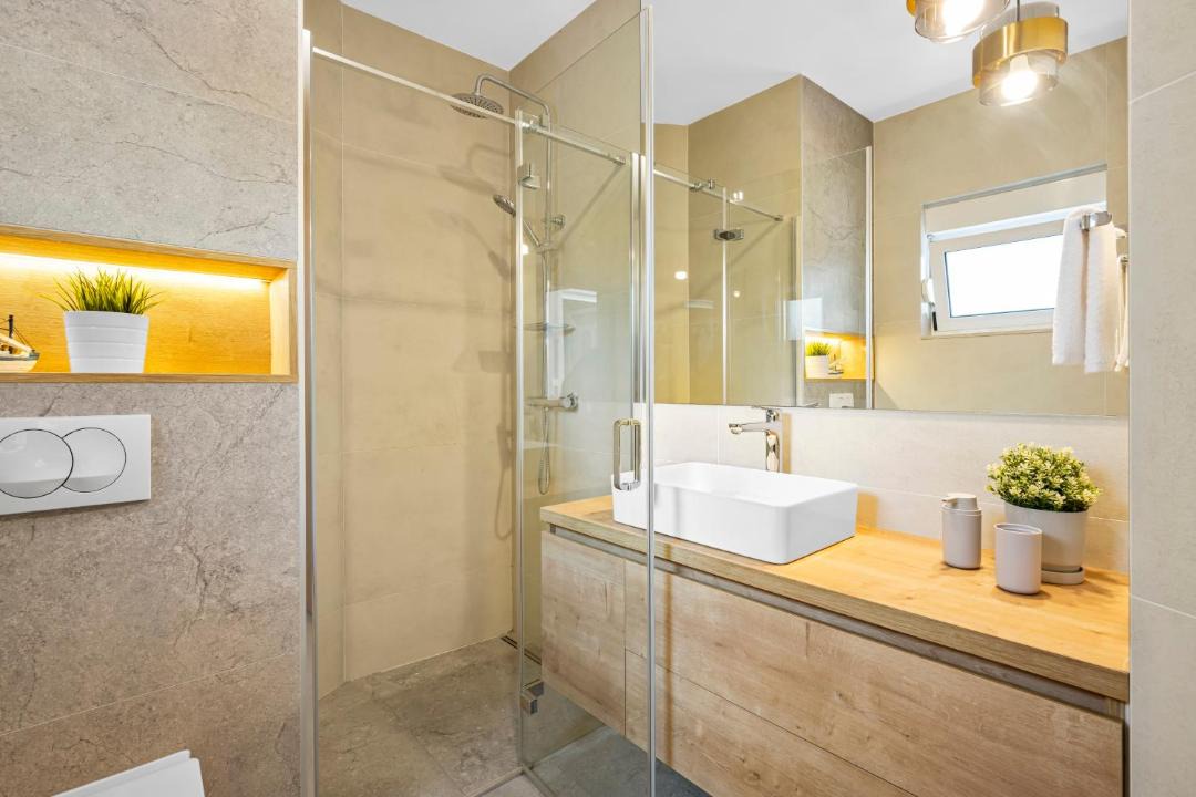 Photo of Others in Srima