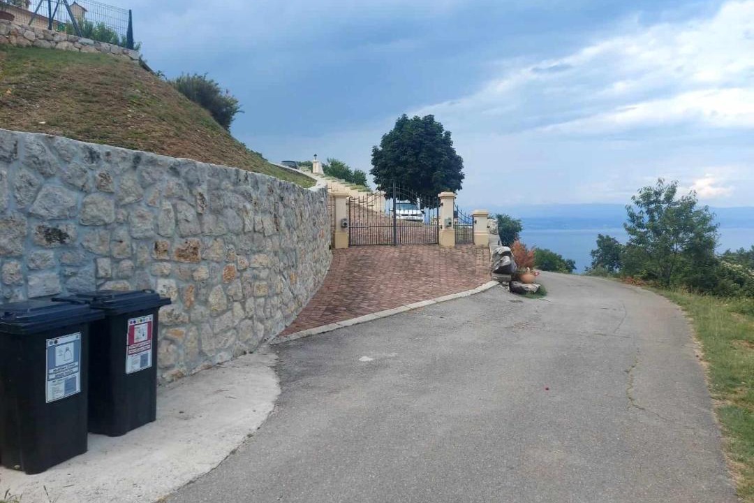 Photo of Others in Mosenice