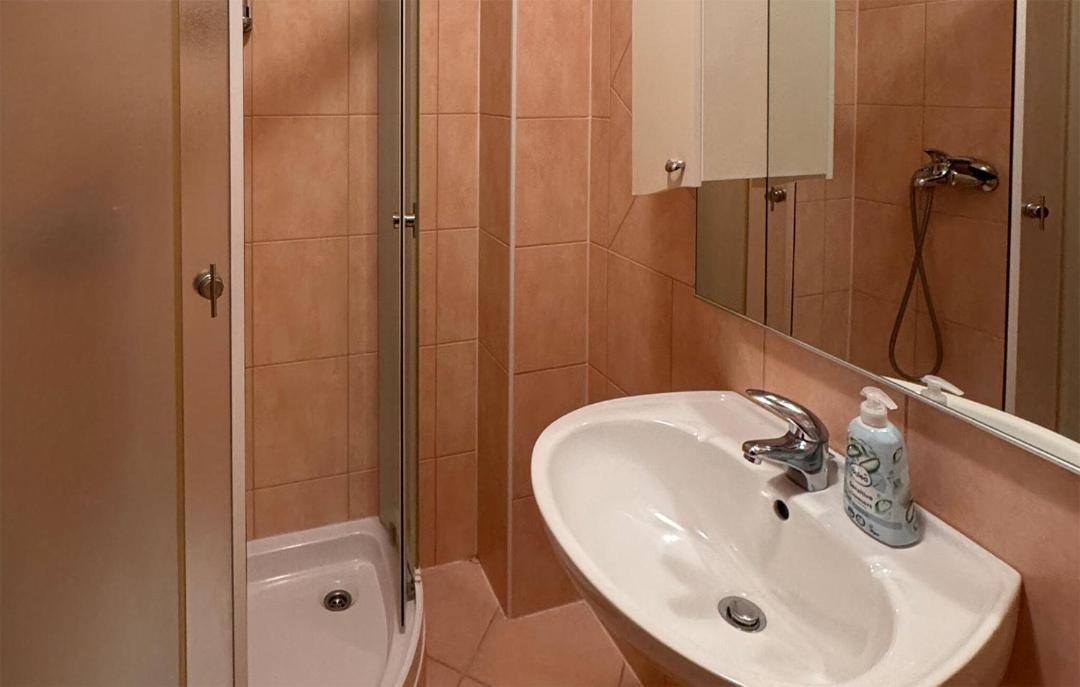 Photo of Bathroom in Bale