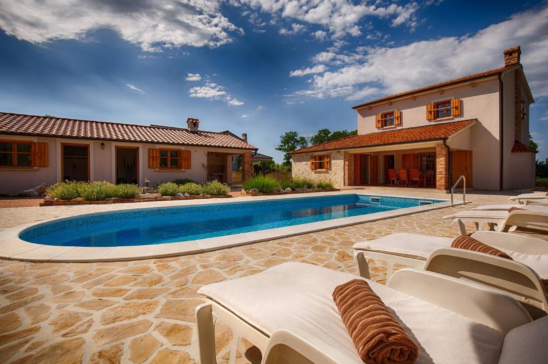 Photo of Outdoor in Kras