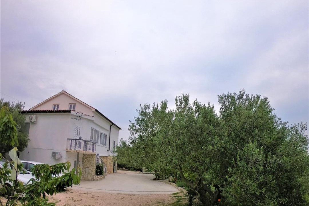 Photo of Buildings in Razanac