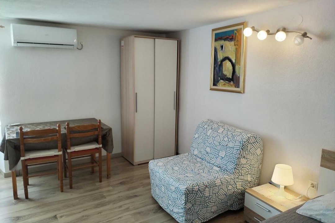 Photo of Others in Valun