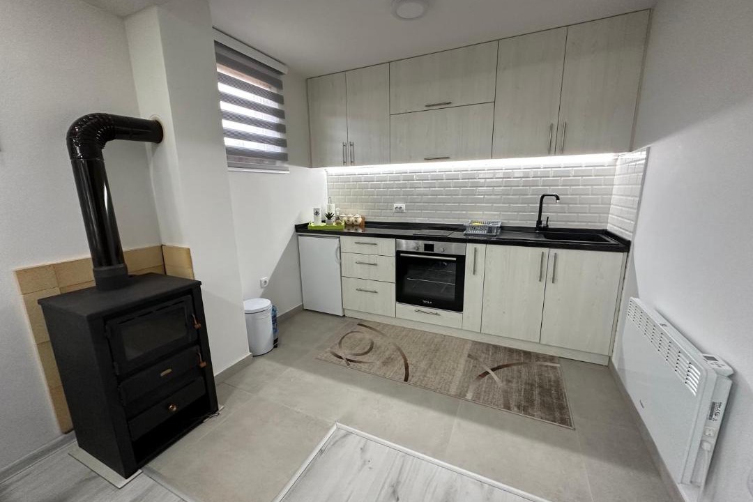 Photo of Kitchen in Pale