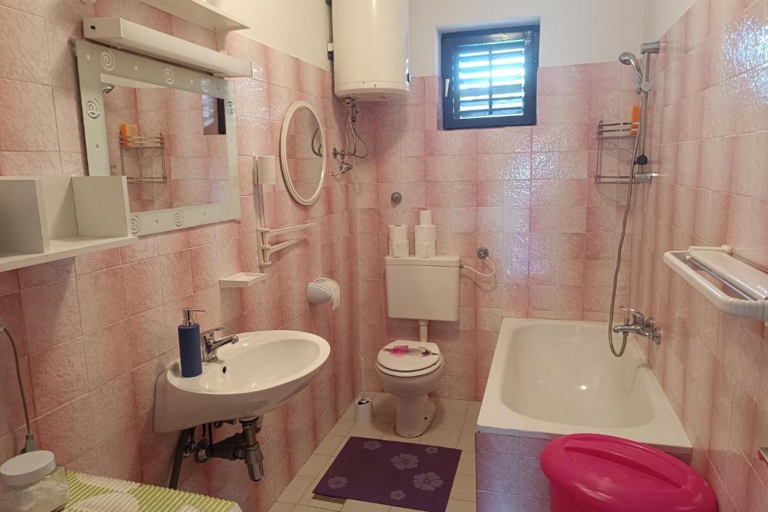 Photo of Bathroom in Velim