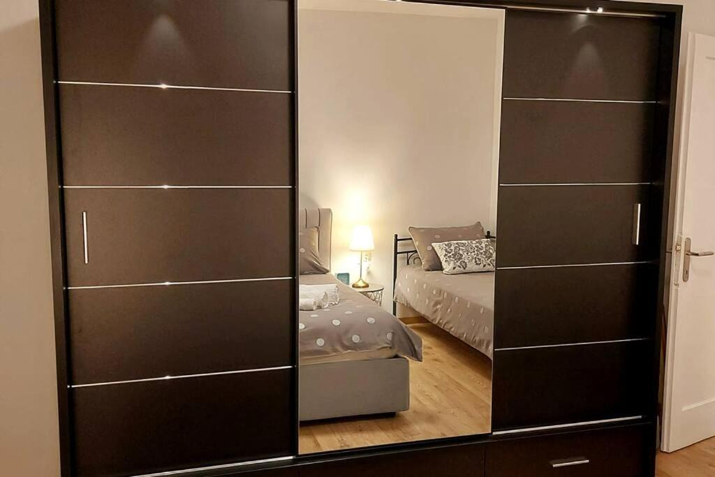 Photo of Bedroom in Cove Parja