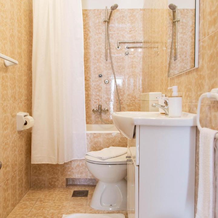 Photo of Bathroom in Plisac
