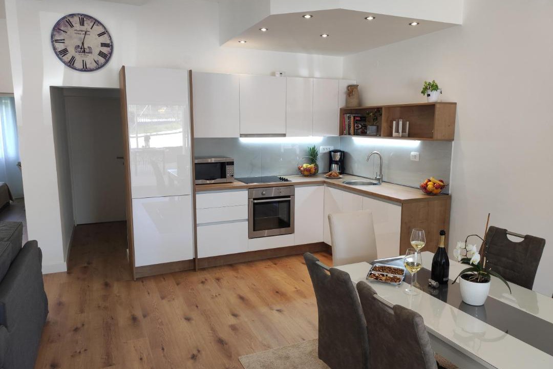 Photo of Kitchen in Cove Parja