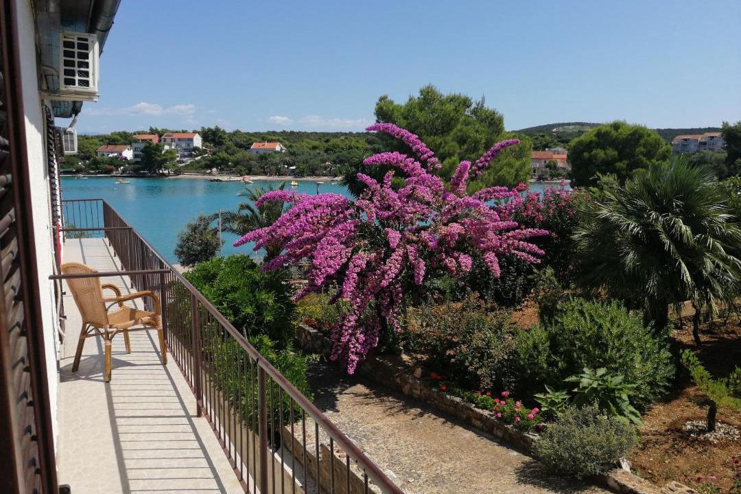 Photo of Patio Balcony in Loviste