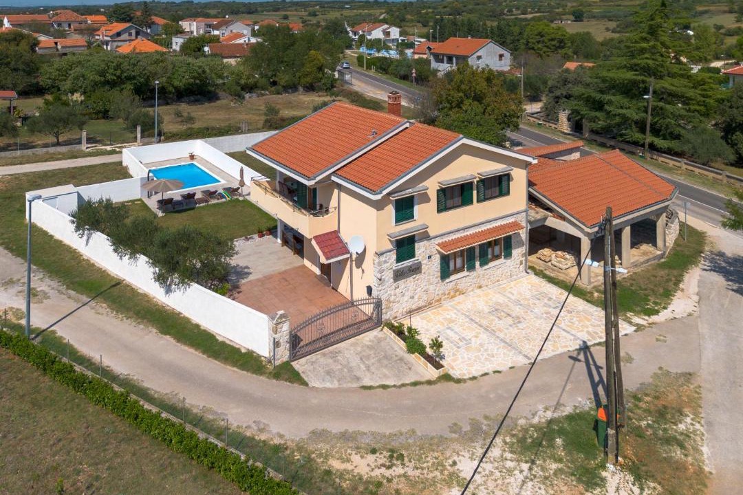 Photo of Others in Brisevo