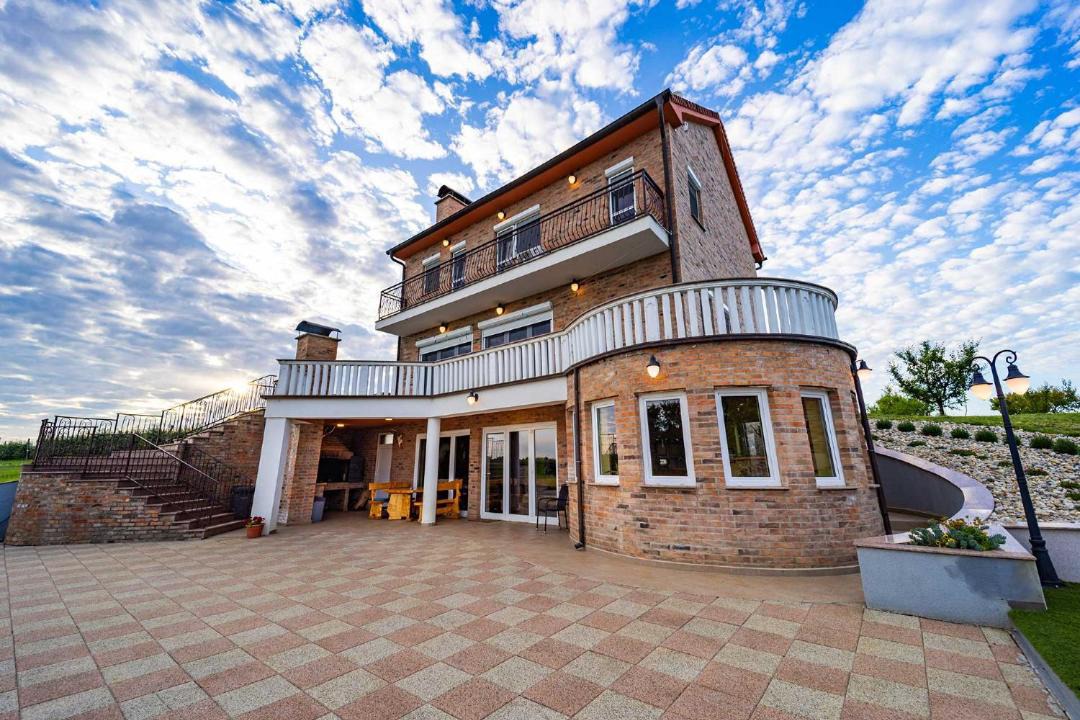Photo of Buildings in Svajcarnica