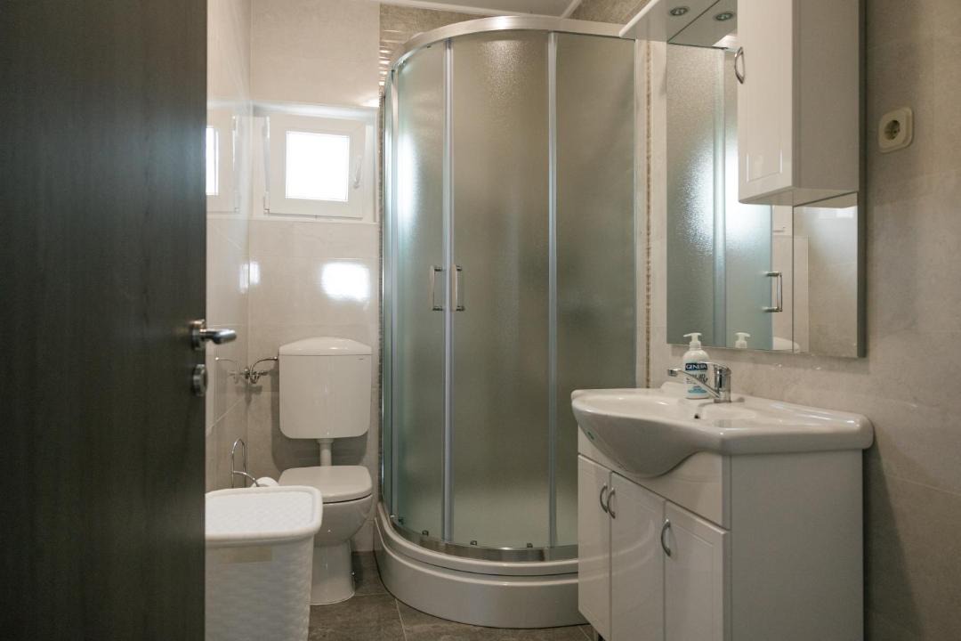 Photo of Bathroom in Seline
