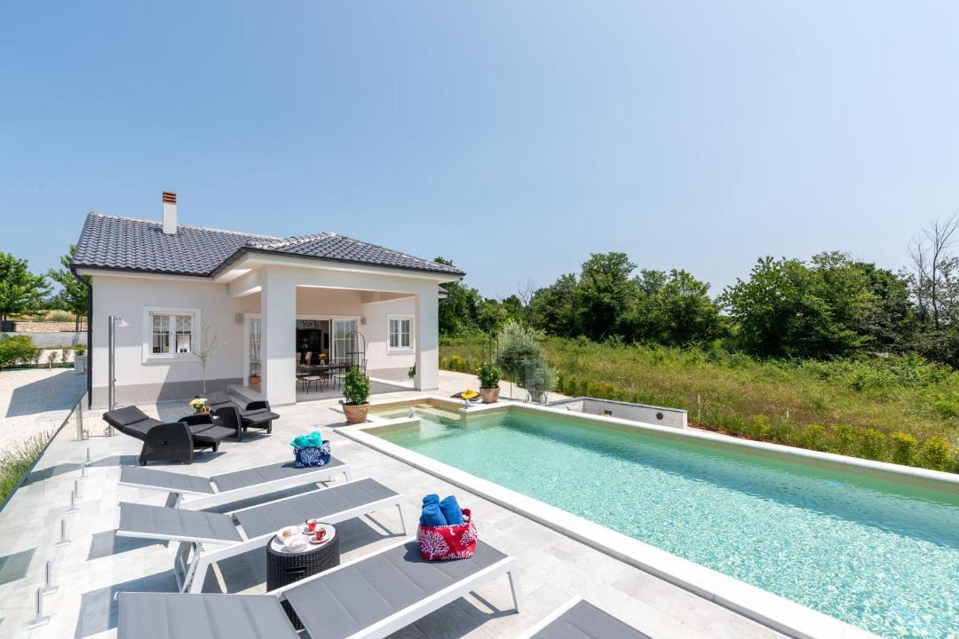 Photo of Outdoor in Krculi