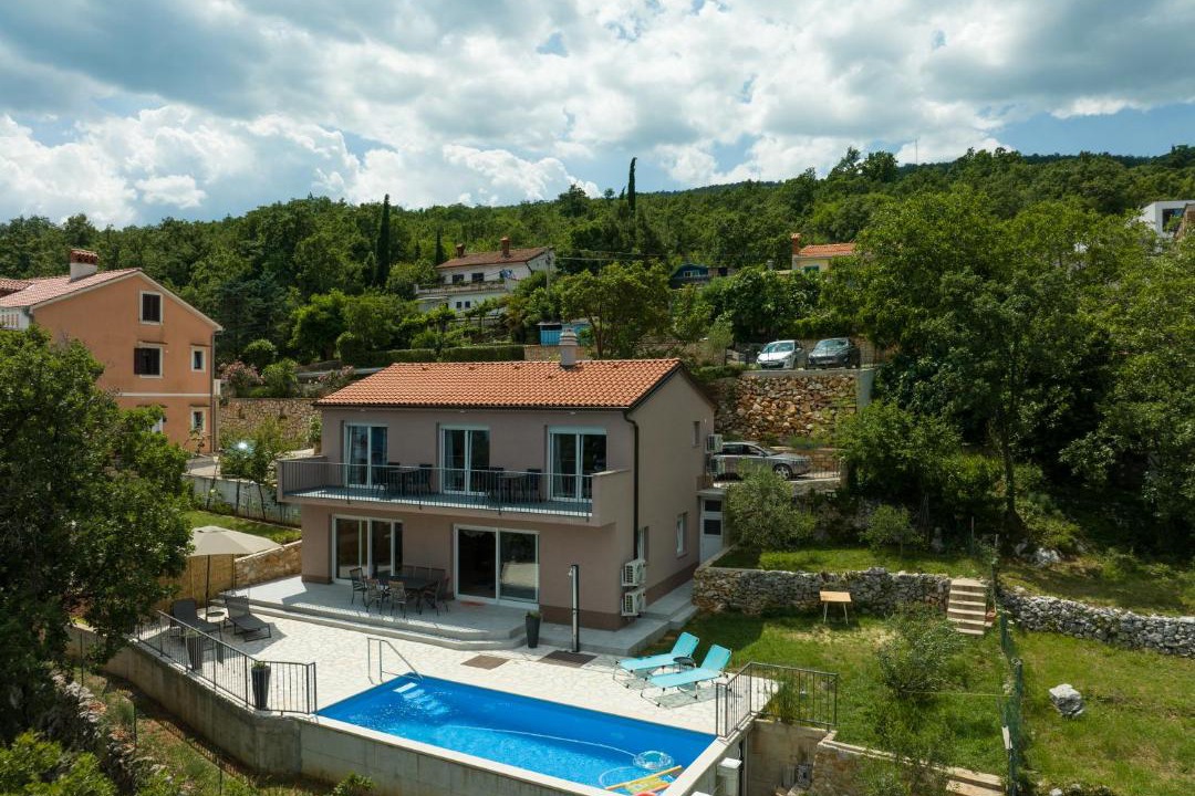 Photo of Others in Sveta Jelena