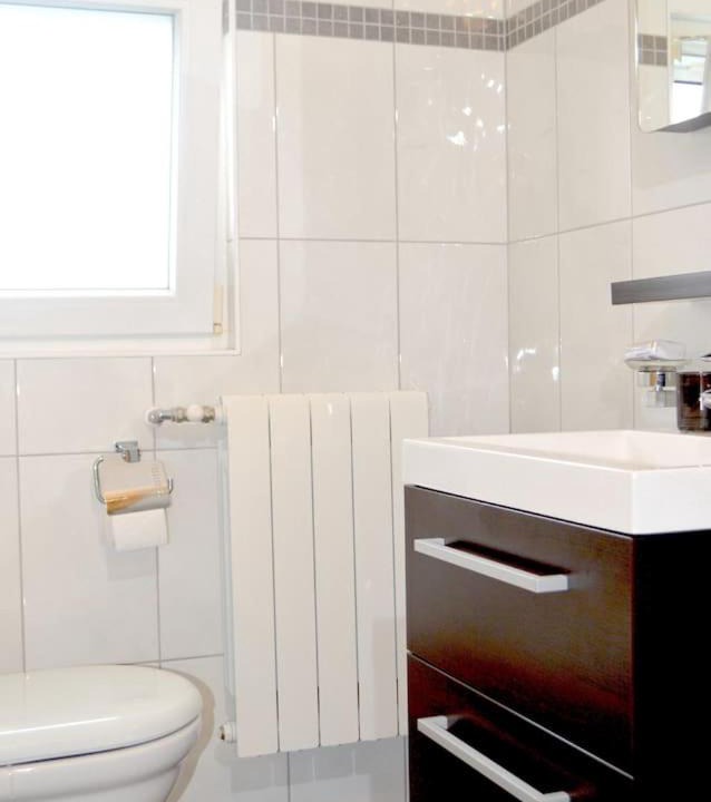 Photo of Bathroom in Preko