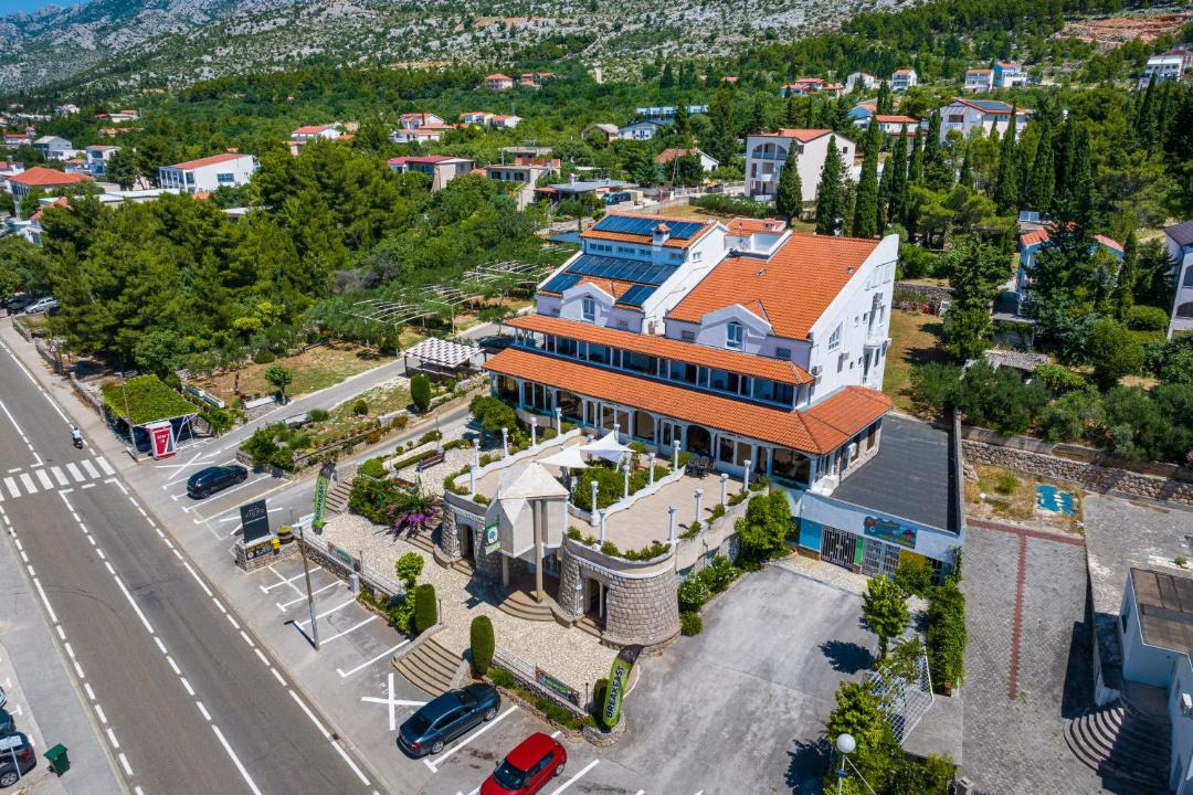 Photo of Others in Starigrad