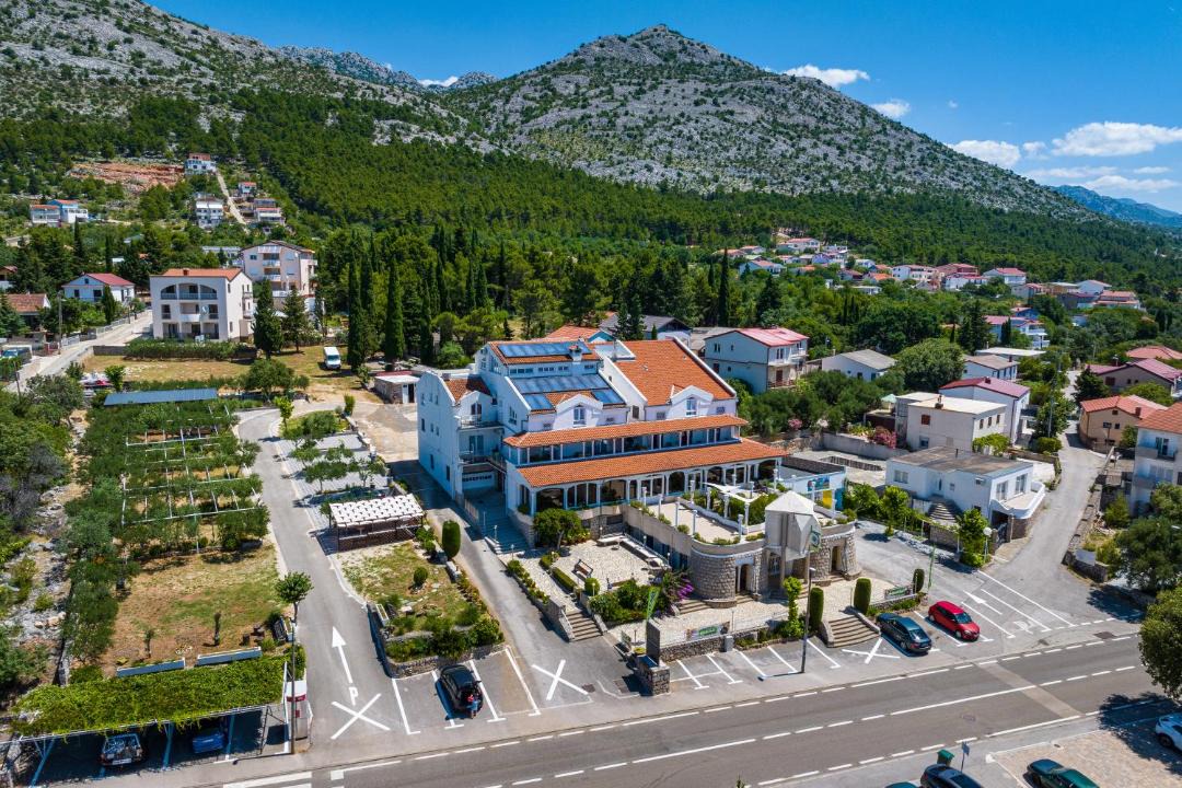 Photo of Others in Starigrad