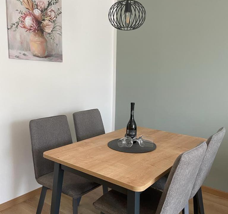 Photo of Livingroom in Cove Parja