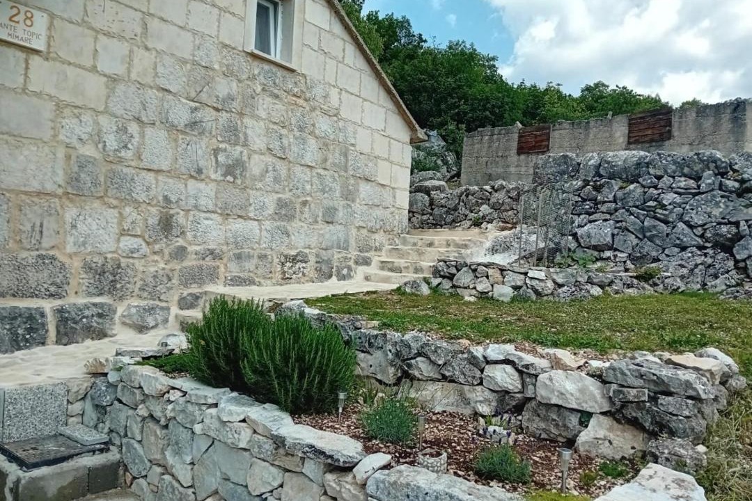 Photo of Buildings in Klis