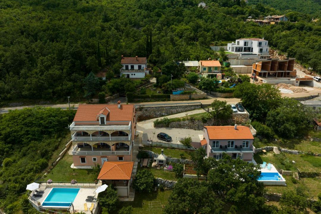 Photo of Others in Sveta Jelena