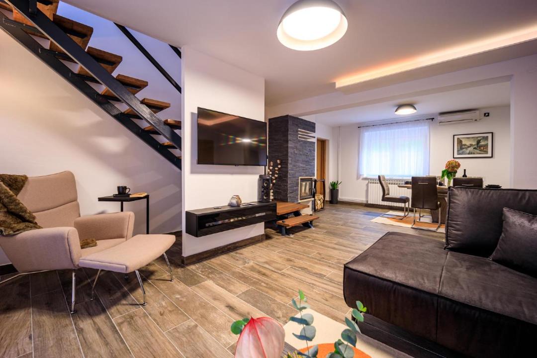 Photo of Livingroom in Aljmas