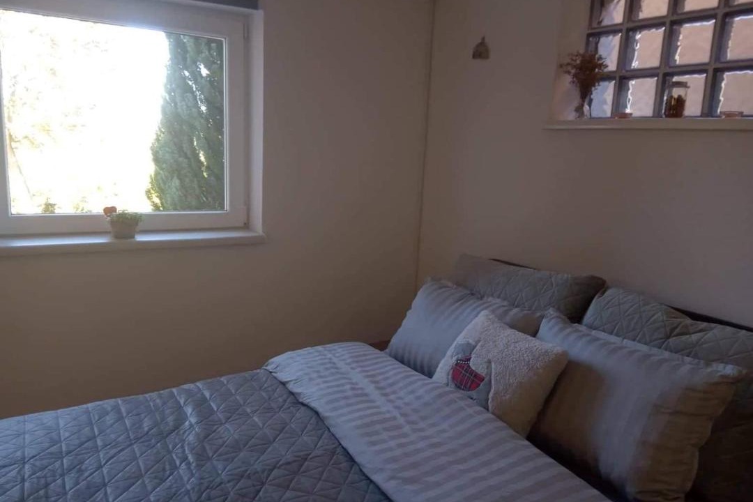 Photo of Bedroom in Cove Parja