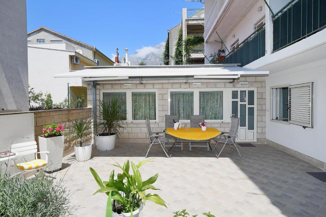Photo of Patio Balcony in Bidol