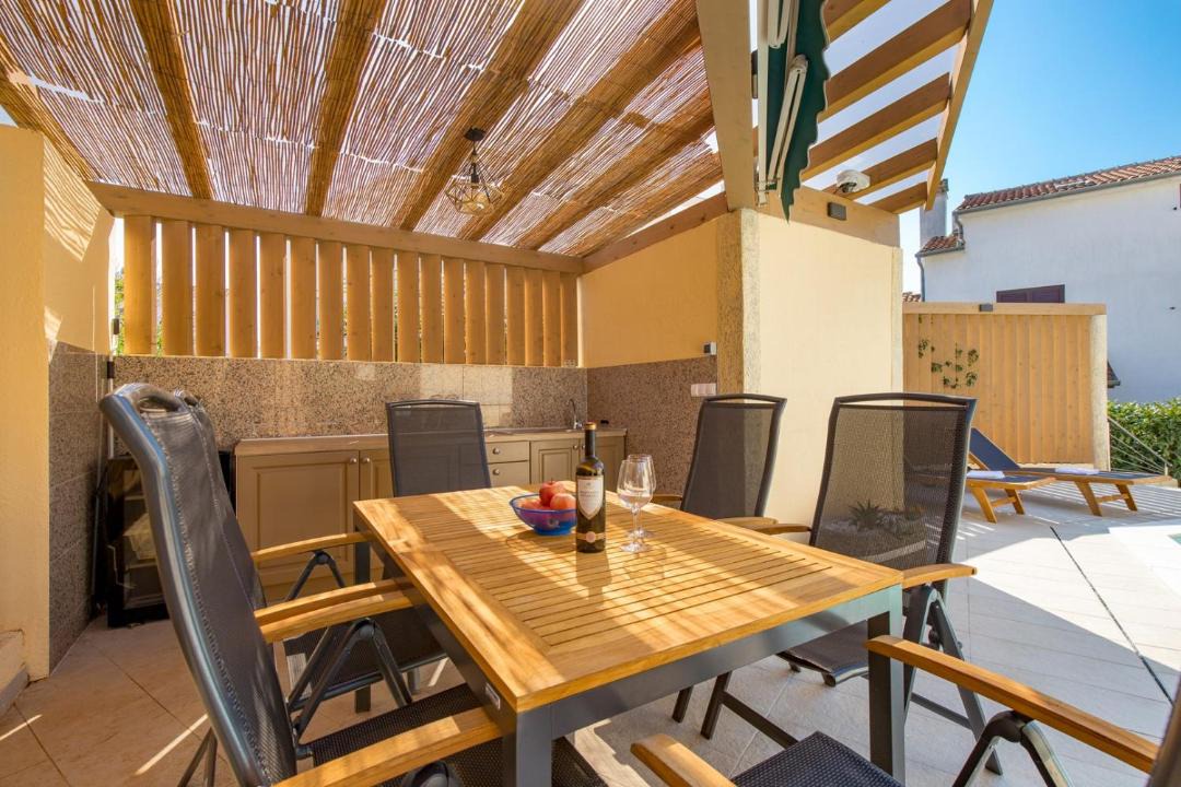Photo of Patio Balcony in Borik