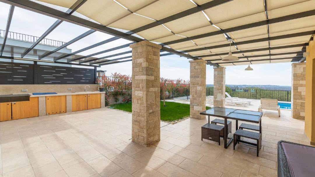 Photo of Patio Balcony in Materada