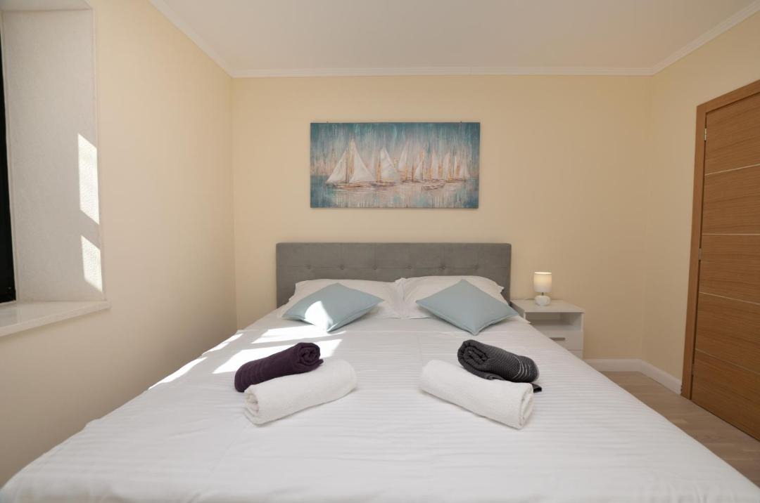 Photo of Bedroom in Cove Murtar