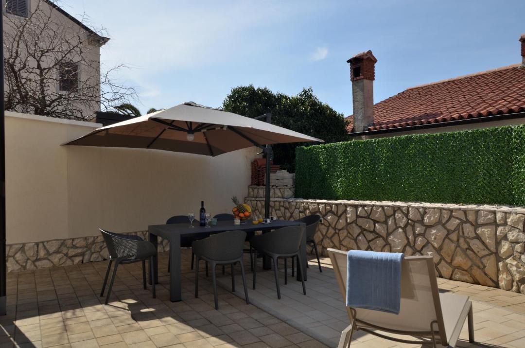 Photo of Patio Balcony in Cove Murtar