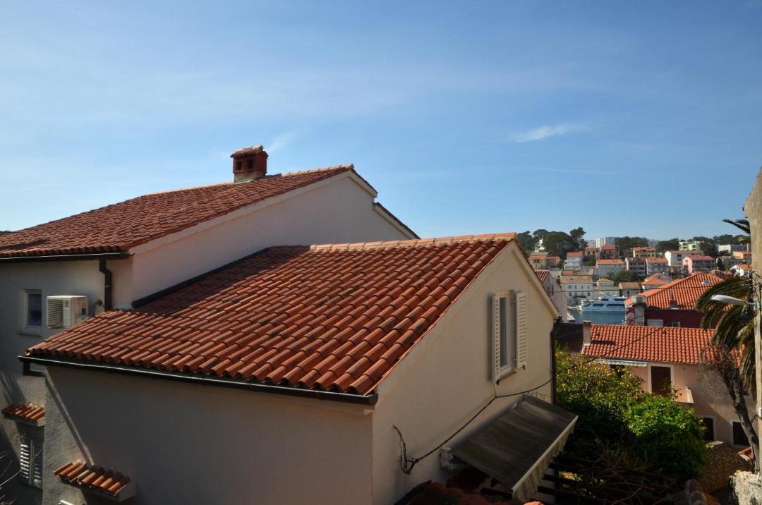 Photo of Buildings in Cove Murtar