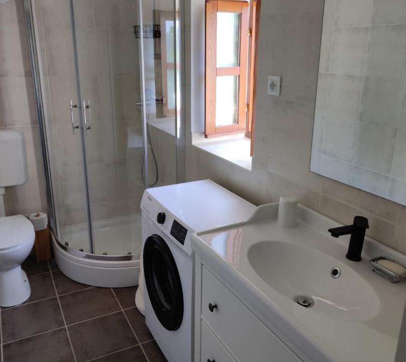Photo of Bathroom in Islam Grcki