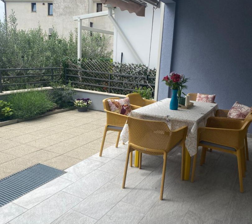 Photo of Patio Balcony in Istok