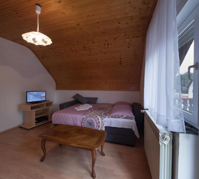 Photo of Bedroom in Catrnja