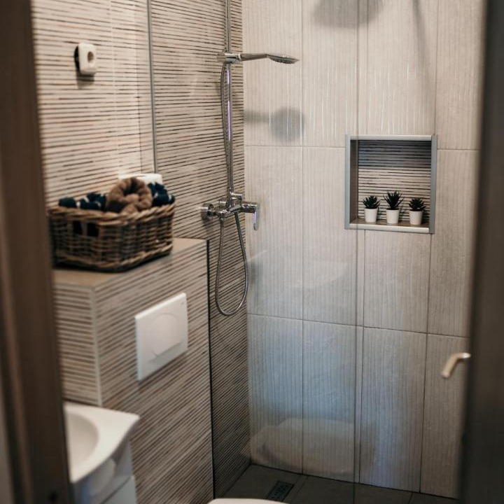 Photo of Bathroom in Cove Murtar