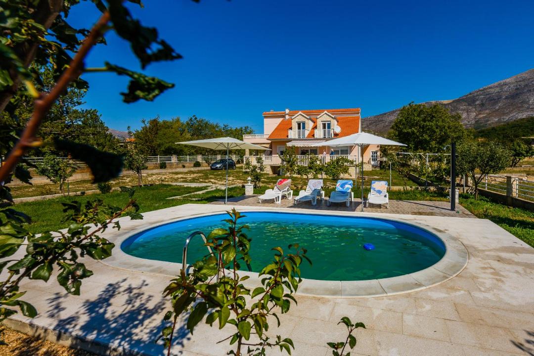 Photo of Outdoor in Civljane
